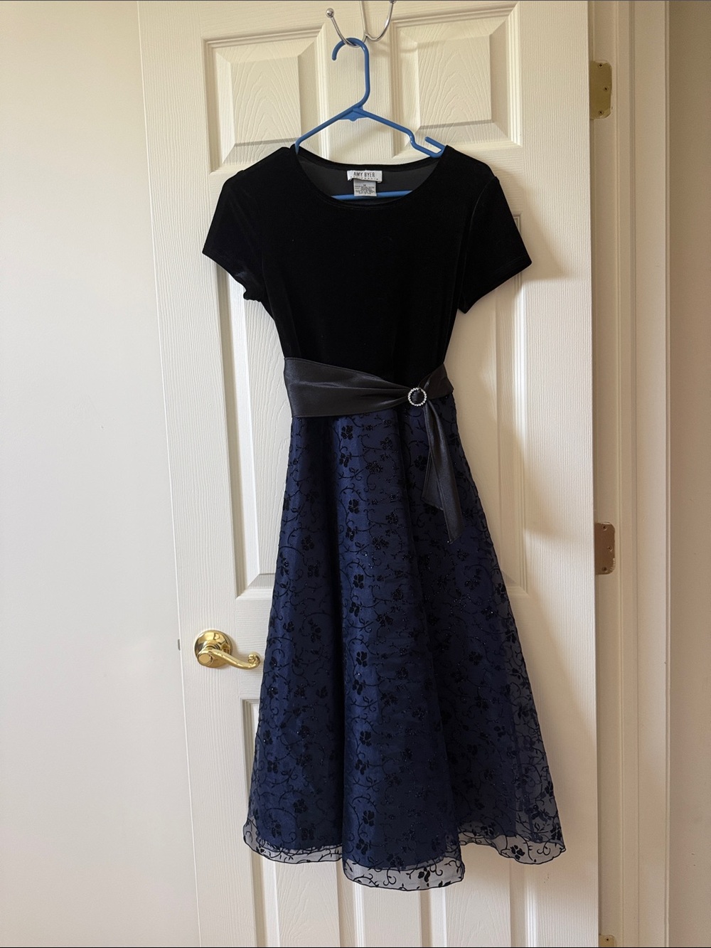 Amy Byer Black Velvet Bodice Navy Floral A-Line Dress with Satin Sash